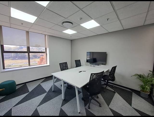 1,801.01M² OFFICE TO LET IN MELROSE ARCH